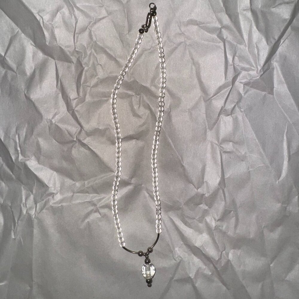 15 1/2" Clear and Silver Beaded Necklace